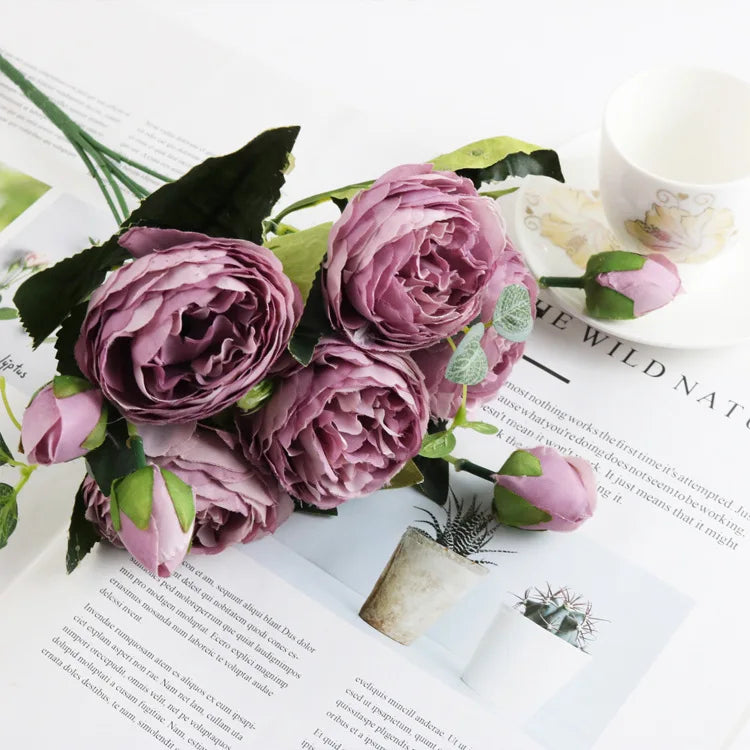 buque-de-rosa-roxa-para-decoração-2