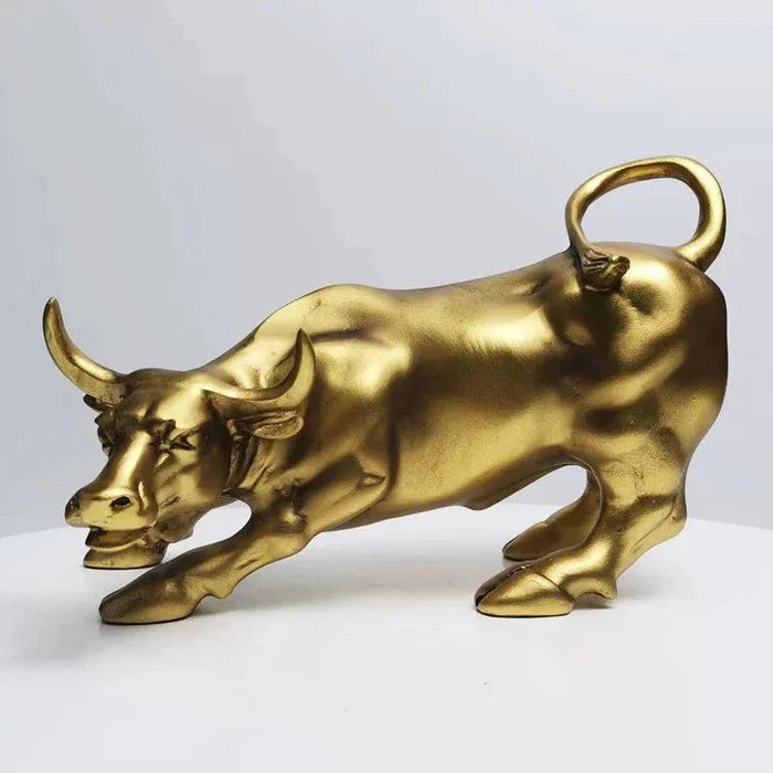 Estátua Decorativa Touro de Wall Street Dourado