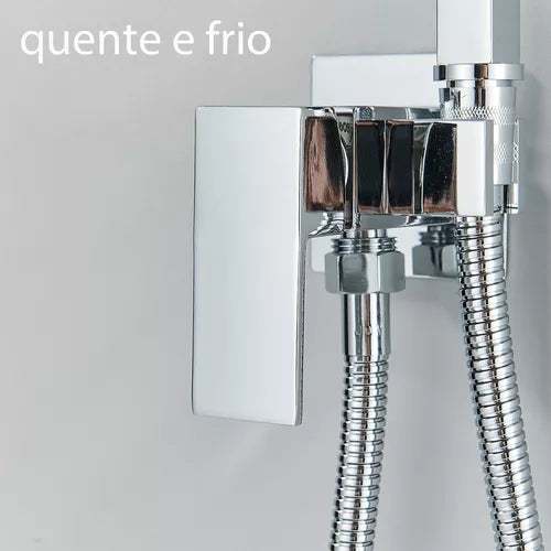 Ducha higiênica com água quente e fria