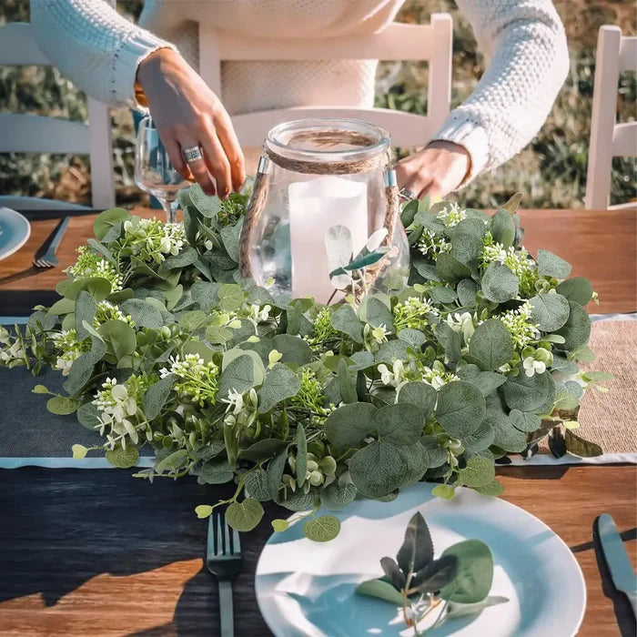 Guirlanda de Folhas de Eucalipto Artificial com Flores Brancas - Casa Stony