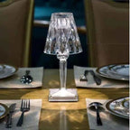Luminária de Mesa em Led Cristal