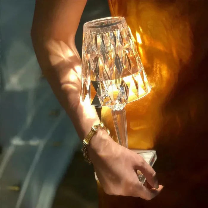 Luminária de Mesa em Led Cristal