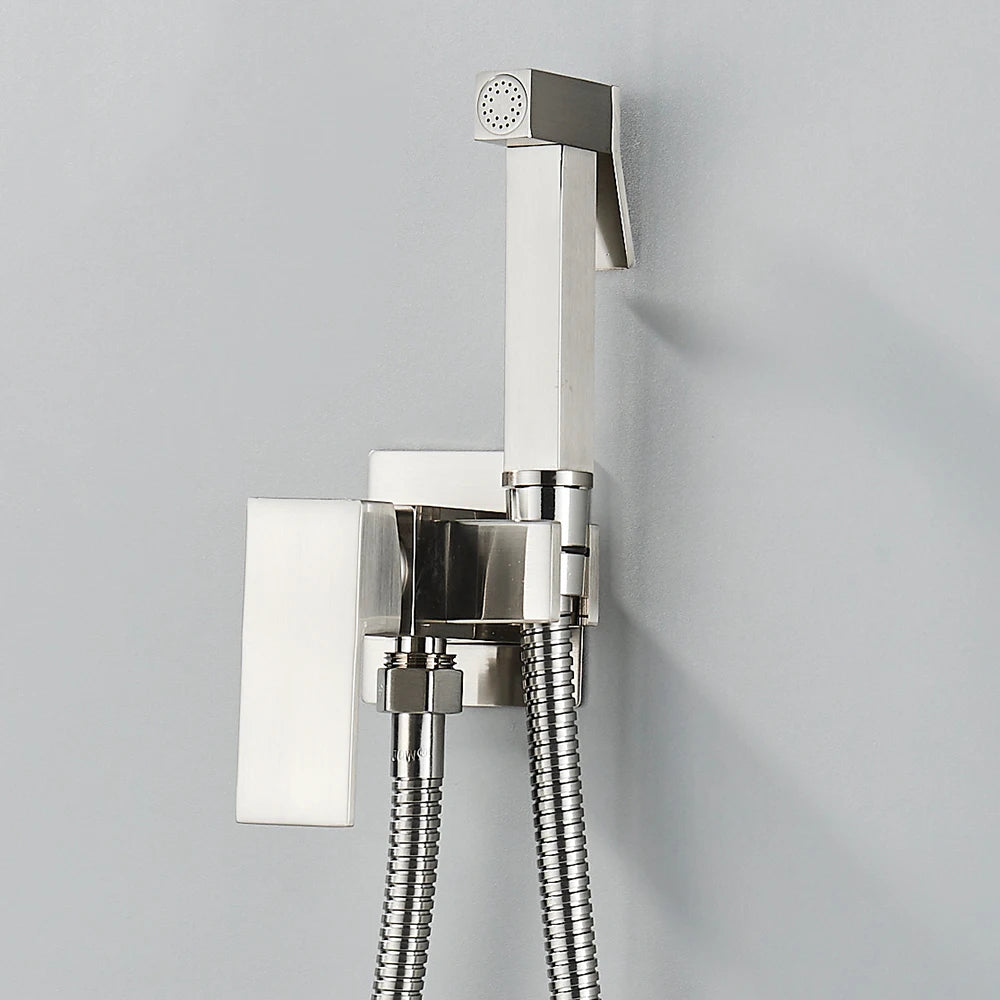 Ducha higiênica com misturador para banheiro moderno