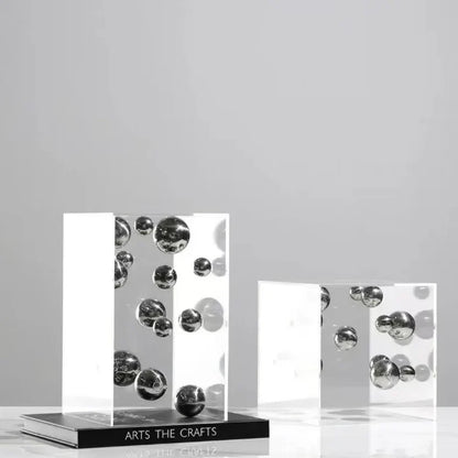 Caixa Decorativa em Acrílico com Bolas em Metal - Casa Stony
