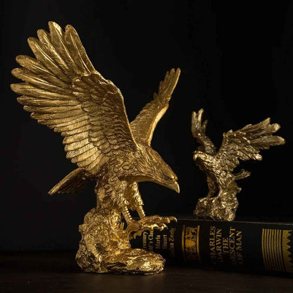 Estatueta Decorativa Águia Dourada
