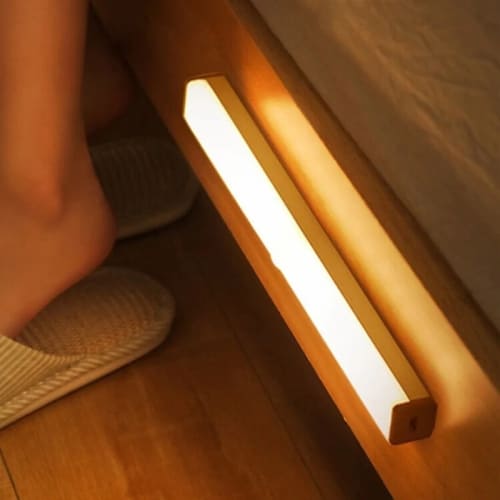 luminaria-em-led-bastao-com-sensor-de-presença-3