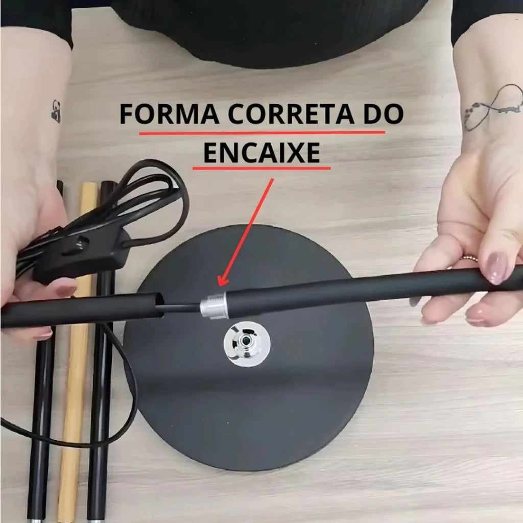 Luminária de Chão em Led Ajustável Hoffa - Casa Stony