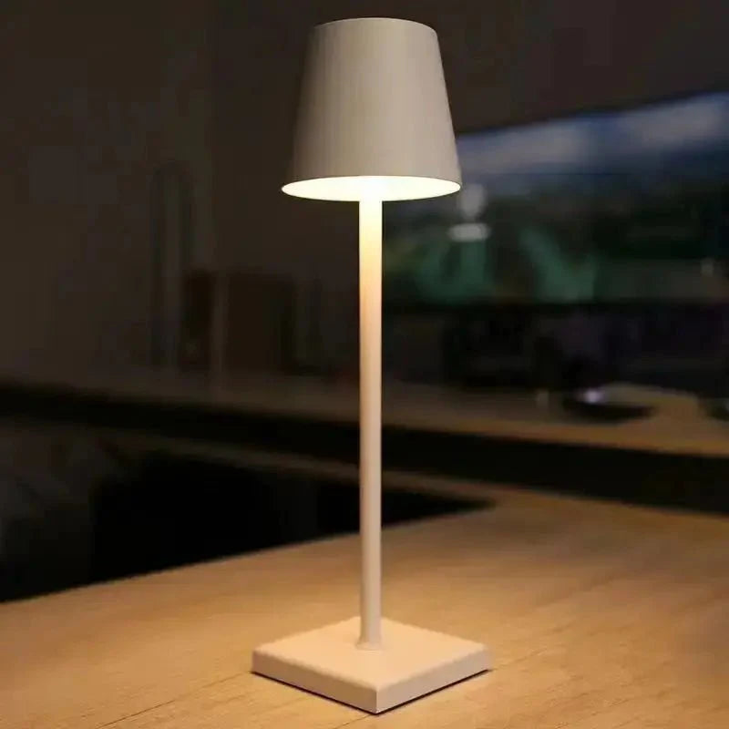Luminária de Mesa Sem Fio Decorativa Dimerizável - Casa Stony