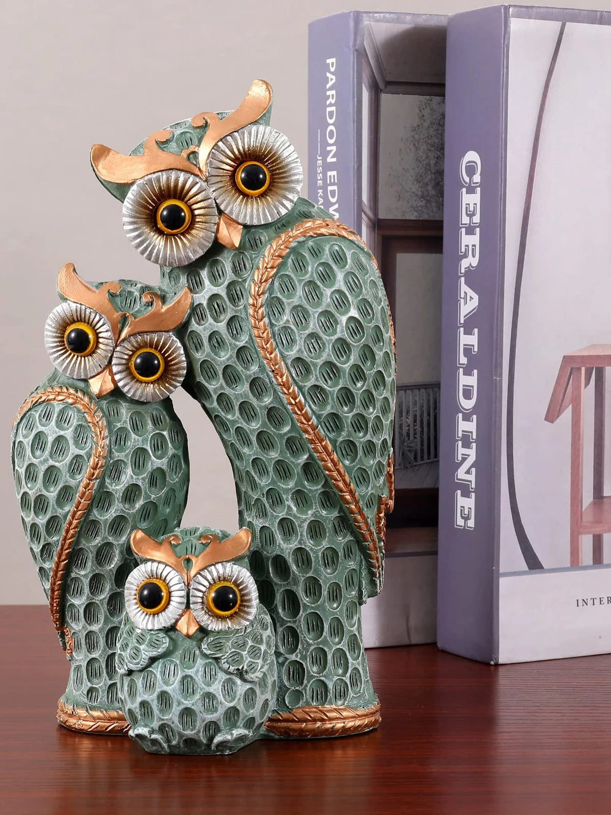 Escultura Coruja Decorativa em Resina - Casa Stony