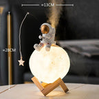 Umidificador de Ar e Luminária de Mesa Led Lua Astronauta - Casa Stony